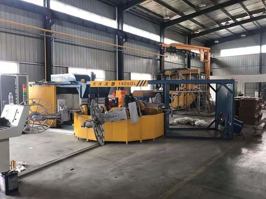 Machine de moulage rotatif flexible Économie d'énergie Automatisation de haut niveau