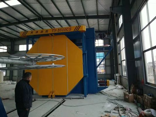 Machines automatiques pour la fabrication de réservoirs d'eau