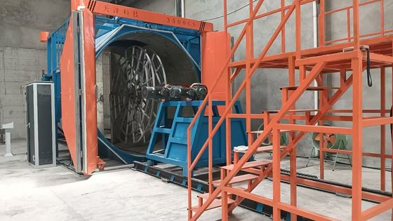 La machine à moulage rotatif à double bras est une solution flexible pour les grands produits en plastique avec une capacité de moulage personnalisable